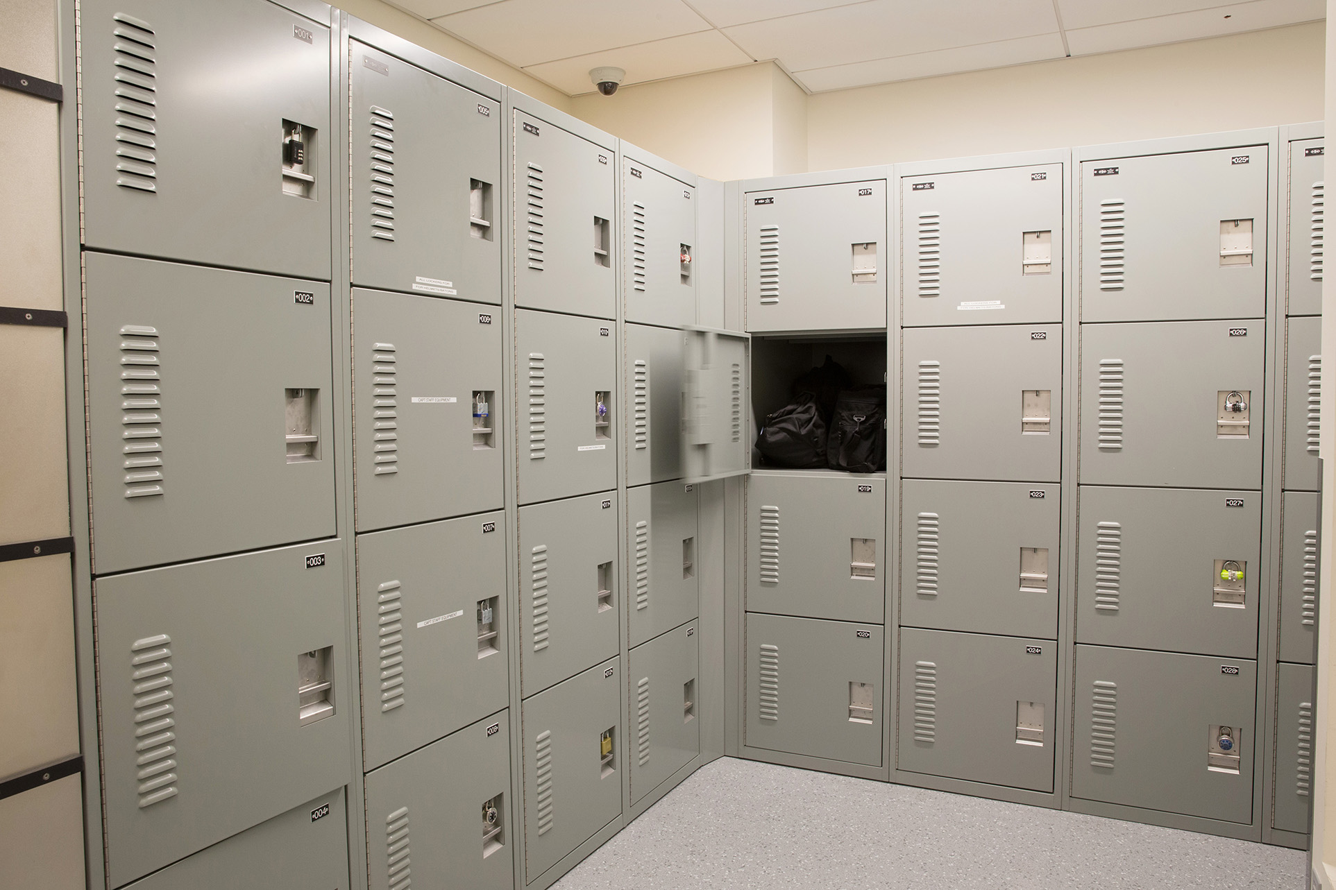 Four tier gear bag personal storage lockers